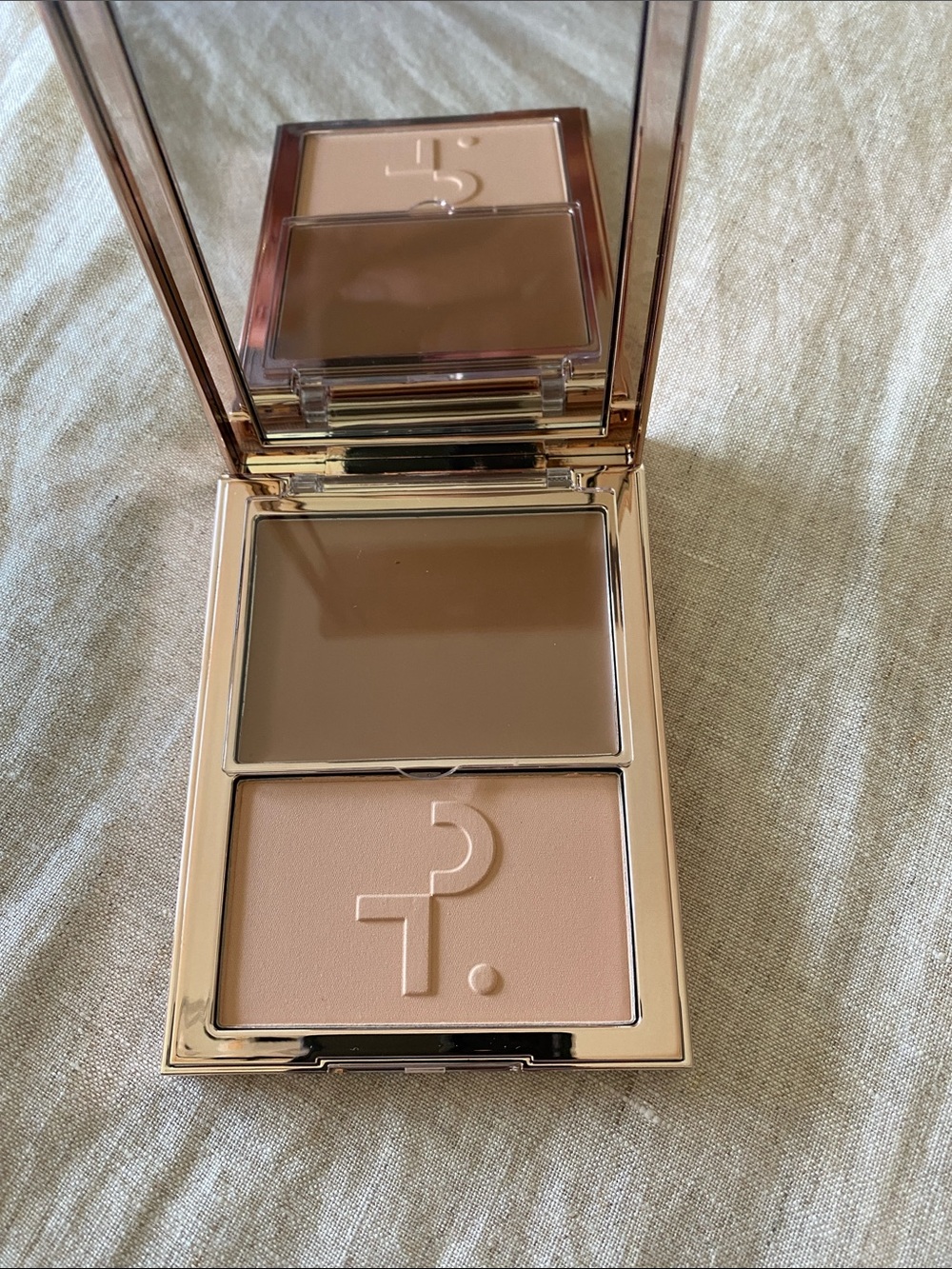 Patrick Ta For Face crème foundation & finishing powder duo color light medium 3